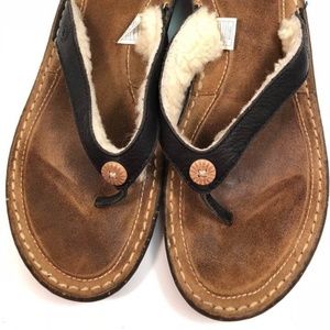 Ugg Womens Leather Flip Flops size 8